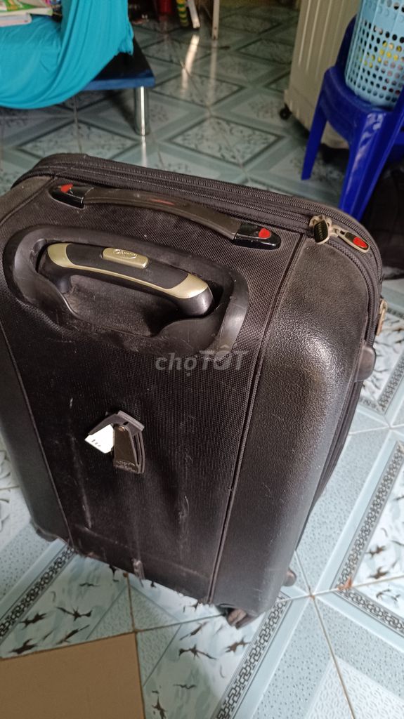 Vali Nhập Vải Khoảng 24 Lít