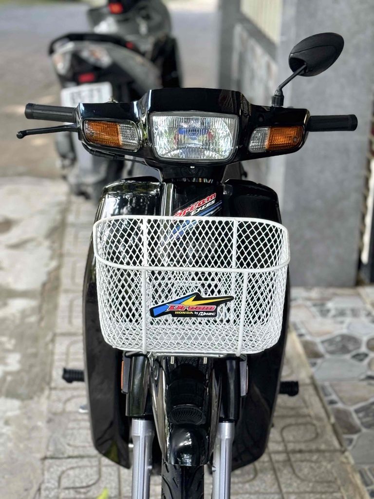 Honda Dream Lùn Thái 1996 Đen. Mua bán Xe máy tại Quận Ô Môn Cần Thơ được đăng bởi Tiến Tạp Hoá  hình 4