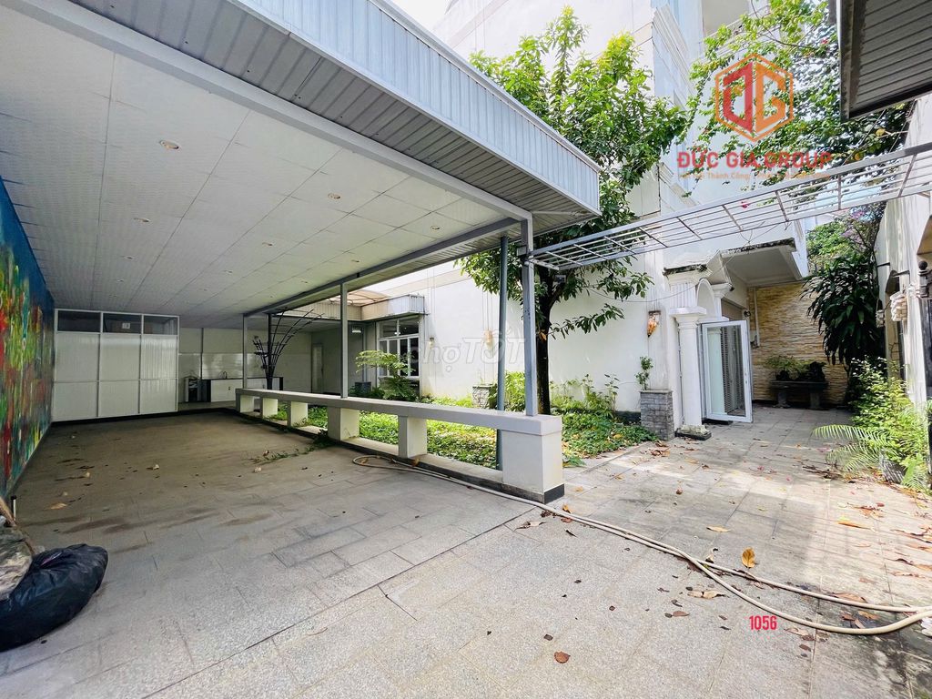 Cho thuê biệt thự sân vườn 288m² 5PN khu D2D, trung tâm Biên Hòa