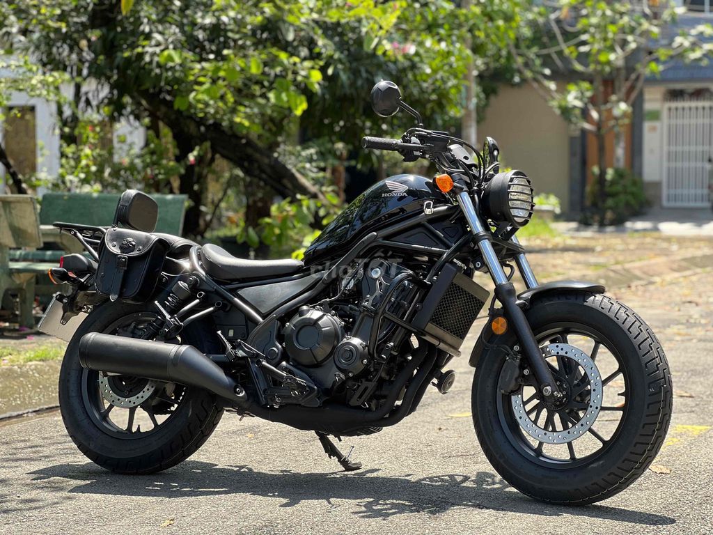 Honda Rebel 500 2019, черная, 7800 км, с обменом автомобилей.