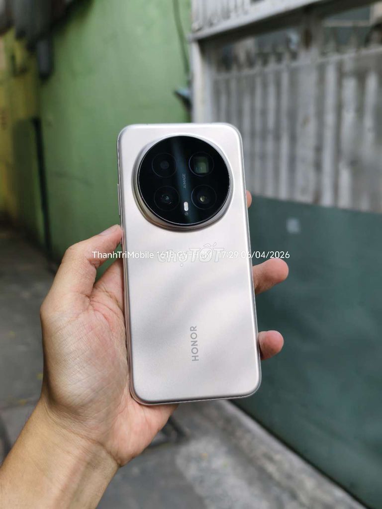 Honor Magic 8 Pro Vàng 16/512 nội địa kèm sạc. Mua bán Điện thoại tại Quận Gò Vấp Tp Hồ Chí Minh được đăng bởi Thanh Tri hình 1