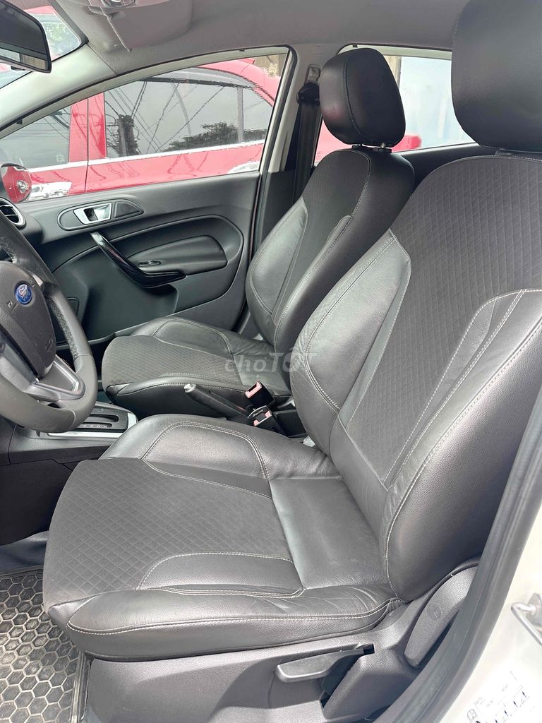 Ford Fiesta 2015 S 1.5 AT số tự động đẹp xuất sắc. Mua bán Ô tô tại Huyện Sóc Sơn Hà Nội được đăng bởi Xuân Khánh ô tô hình 9