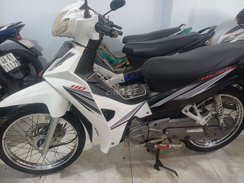 Honda Blade 110 màu Trắng. Mua bán Xe máy tại Huyện Di Linh Lâm Đồng được đăng bởi xe  khánh ngọc và uy vũ hình 2