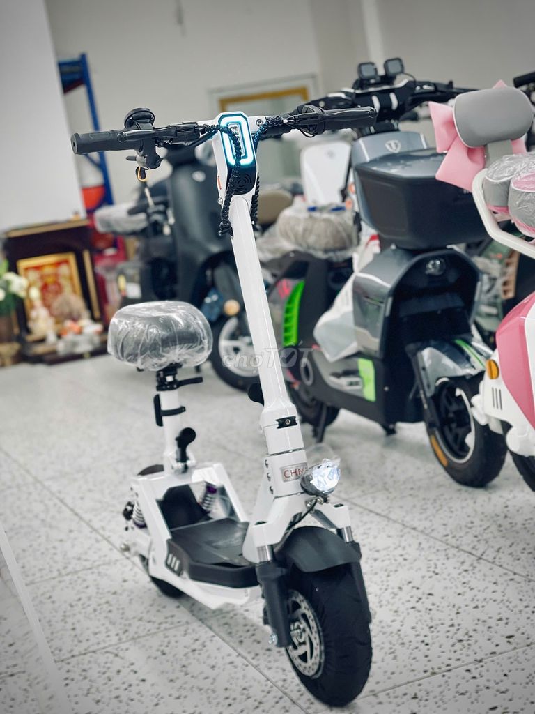 scooter gấp gọn siêu tiện lợi độ bền cao. Mua bán Xe điện tại Thành phố Biên Hòa Đồng Nai được đăng bởi XE ĐIỆN XSBOT hình 1