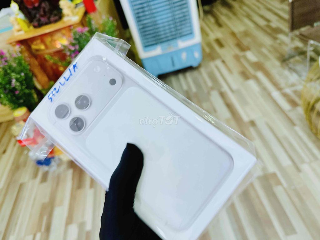 iPhone 17 Pro Max 512G Trắng Mỹ new seal 100%. Mua bán Điện thoại tại Quận Hải Châu Đà Nẵng được đăng bởi Hoàng Anh Tuấn hình 1