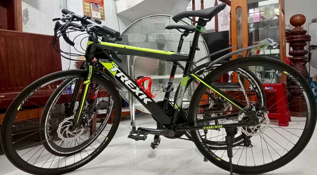 Thanh lý lại 2 xe đạp thể thao khung nhôm vành 700. Mua bán Xe đạp tại Quận Liên Chiểu Đà Nẵng được đăng bởi Trang hình 1