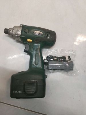 Máy khoan pin chuyên vít. Mua bán Đồ chuyên dụng, Giống nuôi trồng tại Quận Cái Răng Cần Thơ được đăng bởi Lê Minh