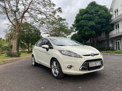 Ford Fiesta 2013 1.6 AT Hatchback - 41000 km