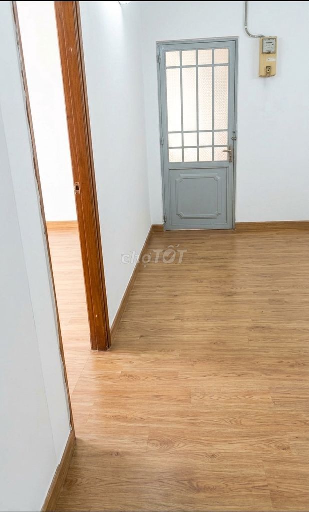 ПРОДАМ ТРЕХПРОВОДНУЮ УГЛОВУЮ КВАРТИРУ Q8 — 87М² - ШР