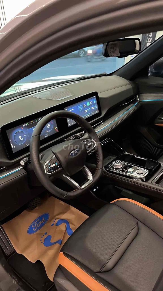 Ford Territory Titanium X siêu ưu đãi kèm quà tặng