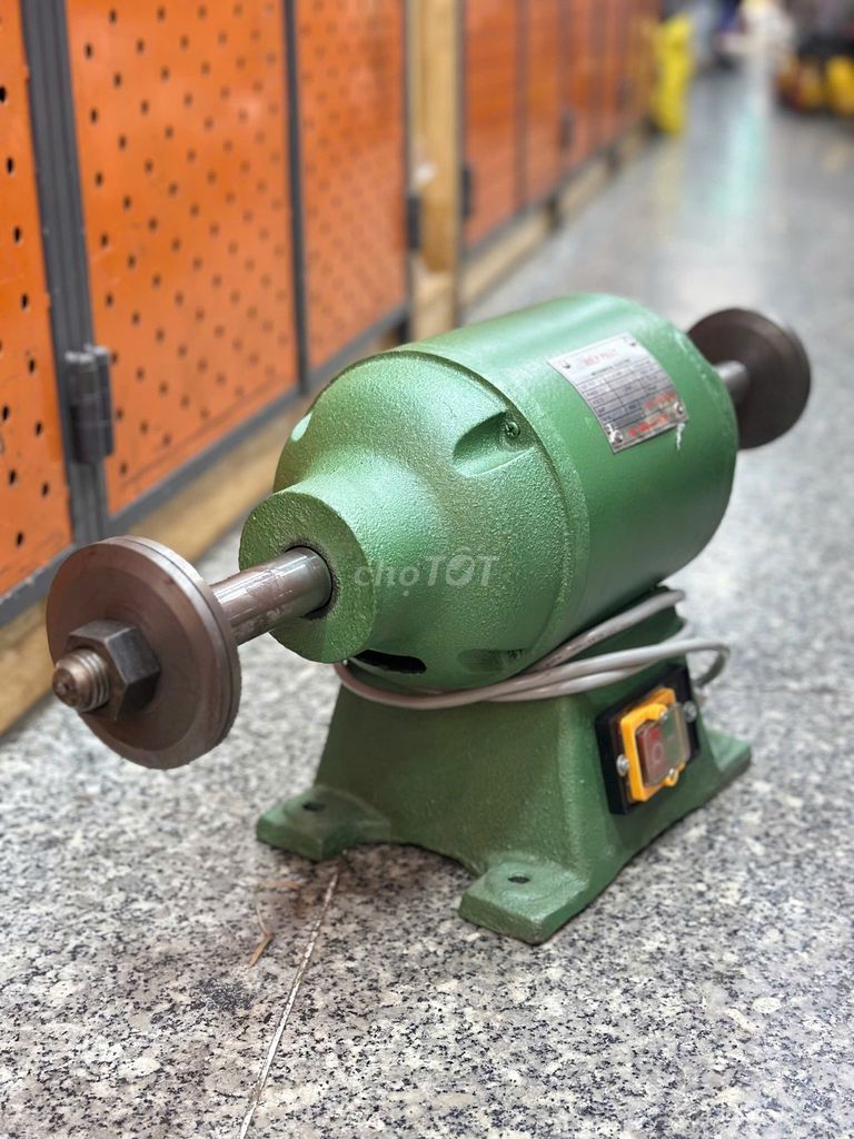 Máy mài 2 đầu 1.5hp Hiệp Phát. Mua bán Đồ chuyên dụng, Giống nuôi trồng tại Quận Bình Thạnh Tp Hồ Chí Minh được đăng bởi Máy xây dựng giá rẻ  hình 1