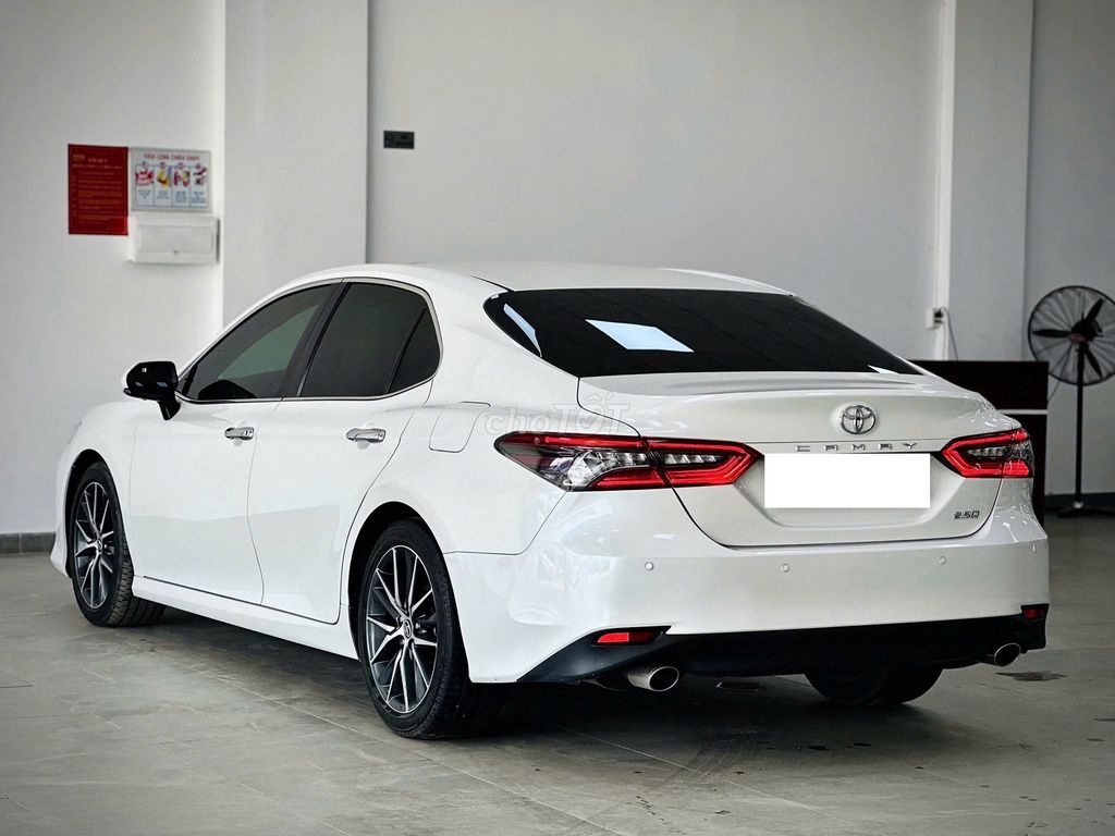 Toyota Camry 2.5Q 2023 - 50000 km. Mua bán Ô tô tại Quận Gò Vấp Tp Hồ Chí Minh được đăng bởi Kim Ngân Xe Lướt hình 18