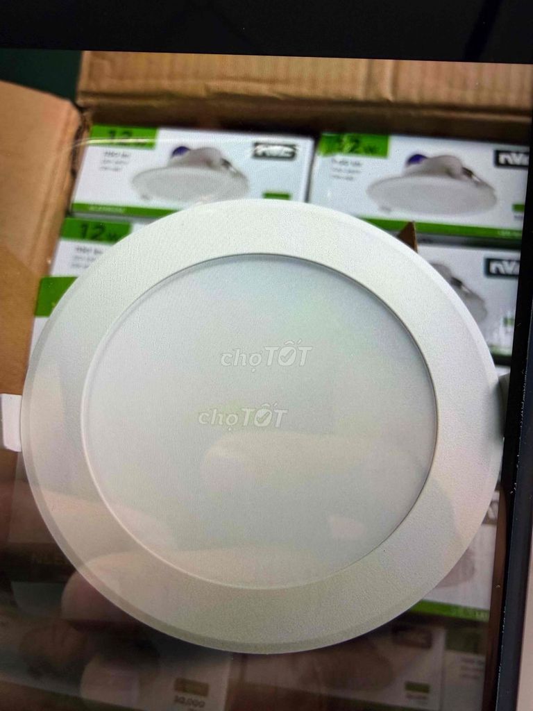 Đèn âm trần NVC International 12W - 4000k. Mua bán Đèn tại Quận 1 Tp Hồ Chí Minh được đăng bởi Toàn  hình 1