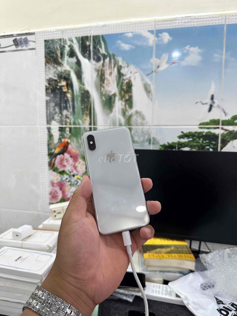Apple iPhone Xs 64GB Bạc Sọc màn hình. Mua bán Điện thoại tại Quận Tân Phú Tp Hồ Chí Minh được đăng bởi Lê Châu Thành hình 1