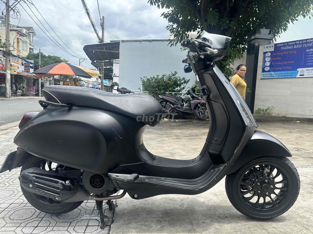 vespa sprint 125 ABS 514’’ 2022 đen nhám, cmnd chủ. Mua bán Xe máy tại Quận Bình Tân Tp Hồ Chí Minh được đăng bởi tuấn hình 3