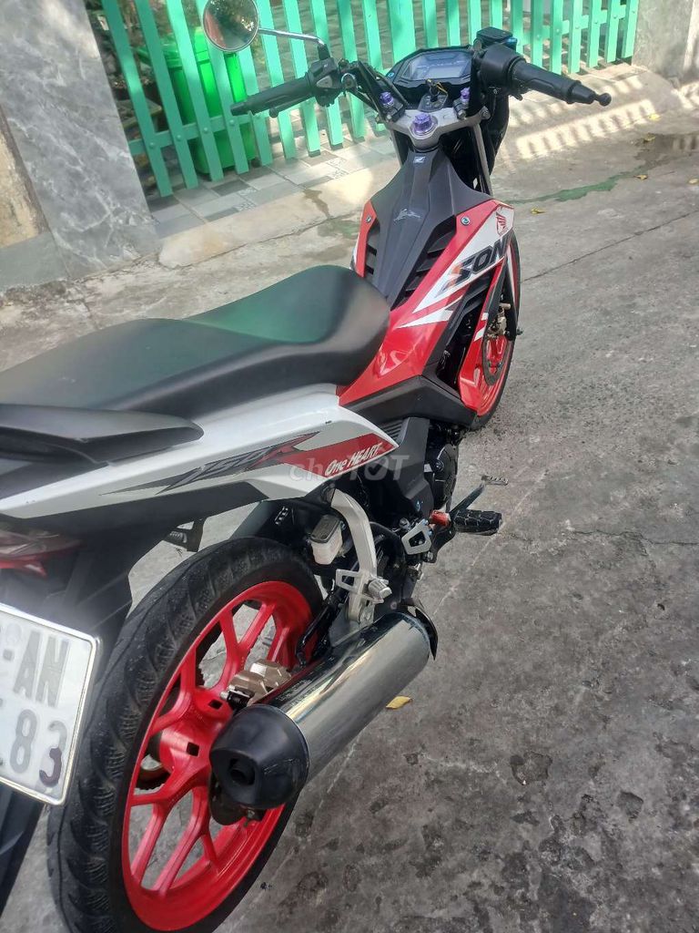 Honda Sonic Đỏ trắng đen bán hoặc giao lưu Xe. Mua bán Xe máy tại Thành phố Biên Hòa Đồng Nai được đăng bởi Trung phạm phát hình 3