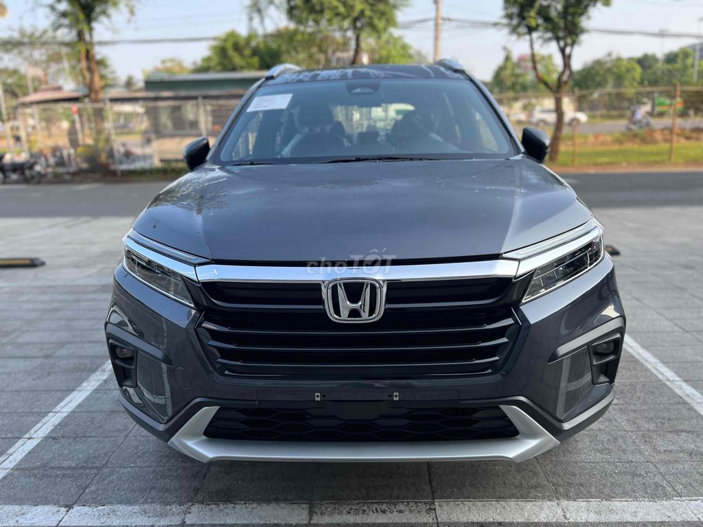 Honda BRV L Xám, 1 xe giao ngay, cho vay 85% giá. Mua bán Ô tô tại Quận 7 Tp Hồ Chí Minh được đăng bởi Honda Ôtô Quận 7 hình 1