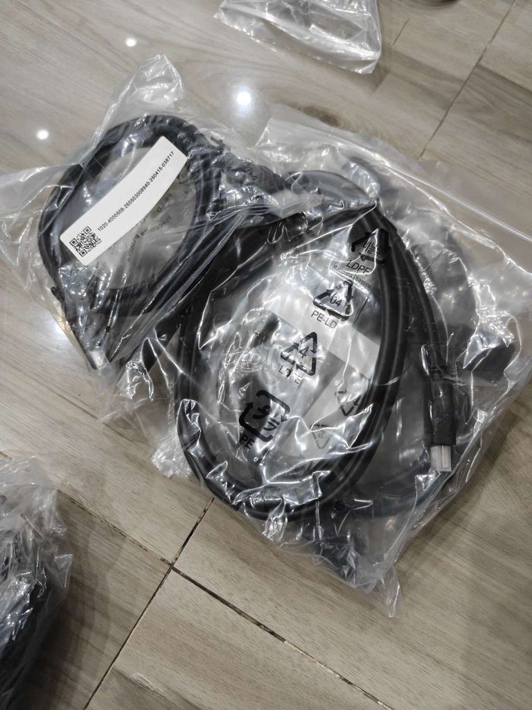 Dây displayport - DP, dây hdmi, dây nguồn. Mua bán Phụ kiện (Màn hình, Chuột...) tại Quận Cẩm Lệ Đà Nẵng được đăng bởi Hoàng hình 1