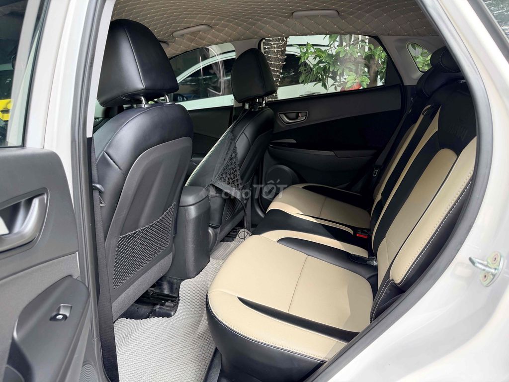 Hyundai Kona 2020 Trắng. Mua bán Ô tô tại Quận Cẩm Lệ Đà Nẵng được đăng bởi Phước Auto hình 6