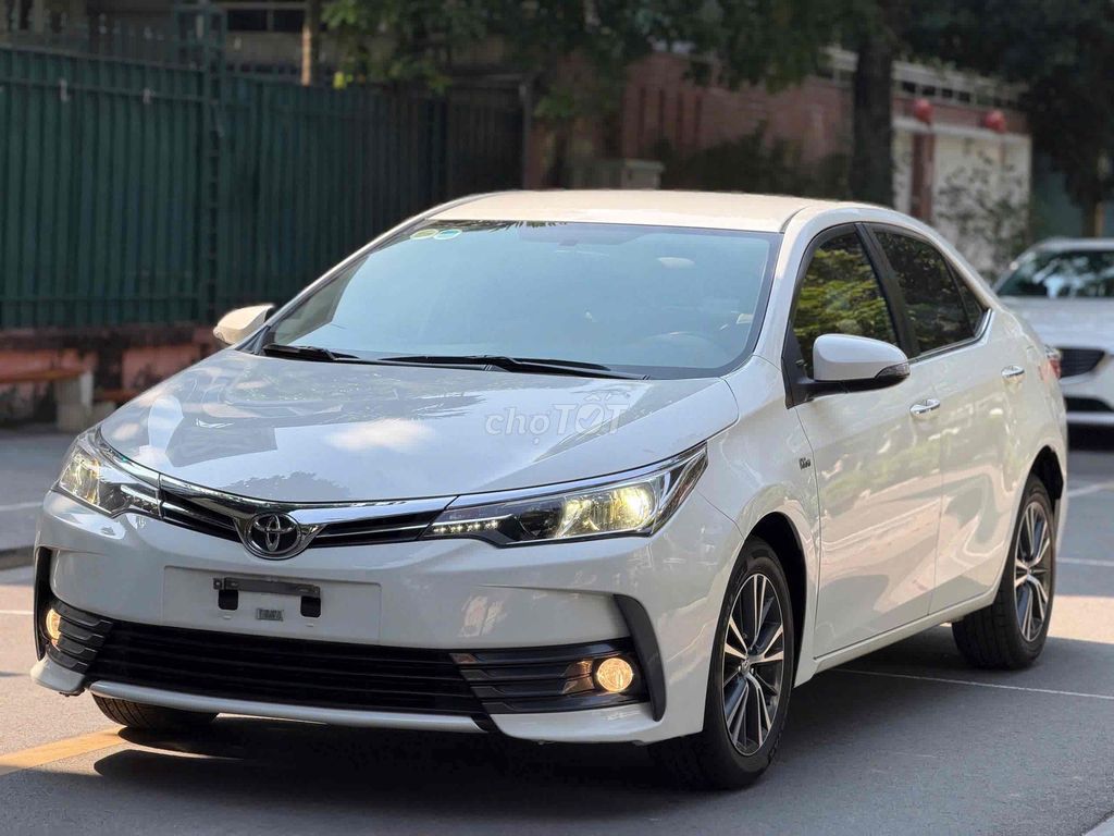 Toyota Altis 2018 1.8G 70000 km. Mua bán Ô tô tại Quận Cầu Giấy Hà Nội được đăng bởi Cao Quý hình 2
