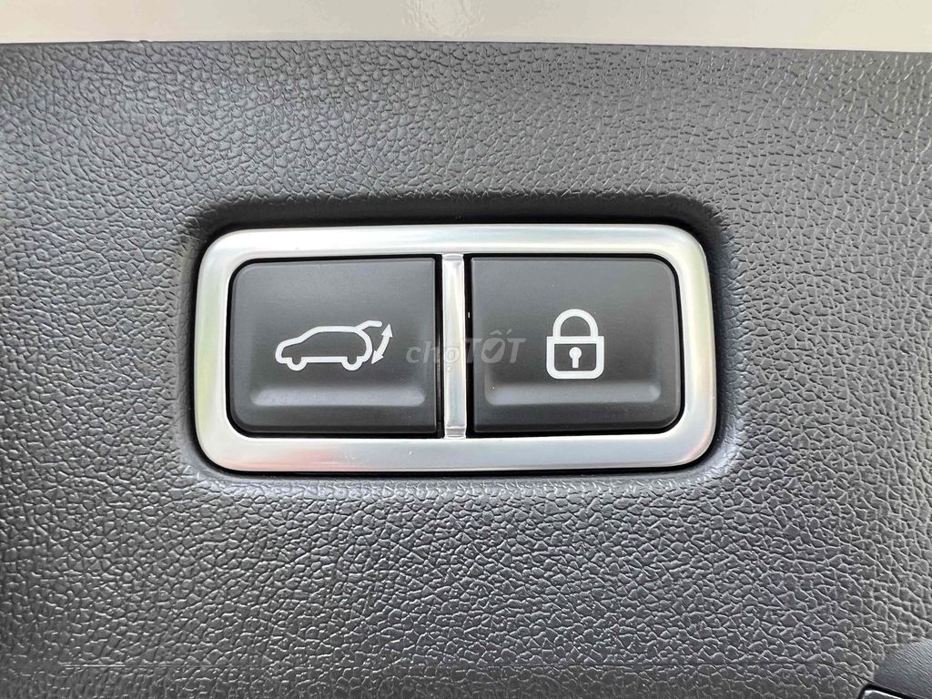 KIA Sorento 2025 Premium 2.2D 4WD 6000 km. Mua bán Ô tô tại Thành phố Thủ Đức Tp Hồ Chí Minh được đăng bởi Tân hình 11