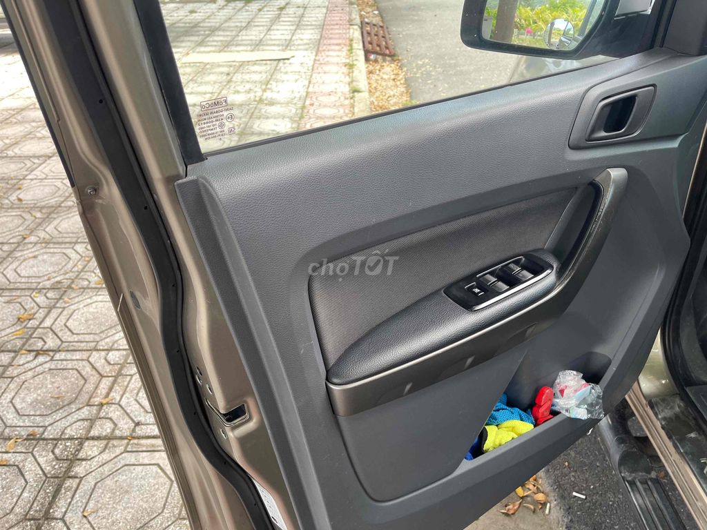 Ford Ranger 2015 XLS 2.2 4x2 AT - xe đẹp chất zin. Mua bán Ô tô tại Quận Ba Đình Hà Nội được đăng bởi lê phi hình 8