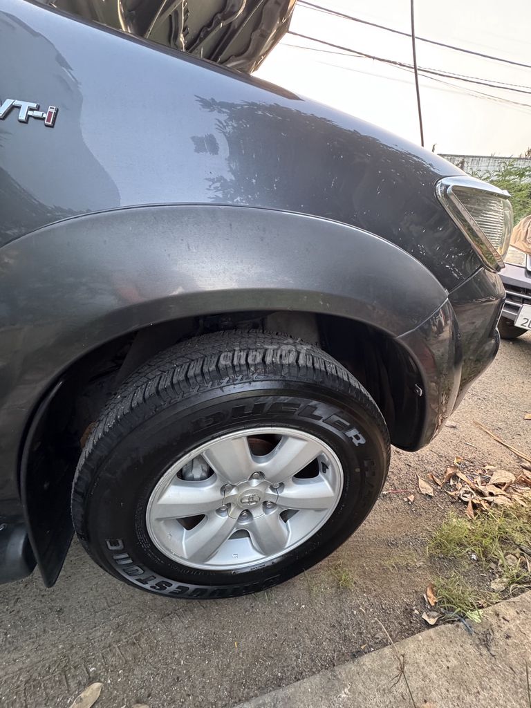 Toyota Fortuner 2011 2 cầu Xám 1 chủ mua mới 95%. Mua bán Ô tô tại Thành phố Thủ Đức Tp Hồ Chí Minh được đăng bởi thy hình 4