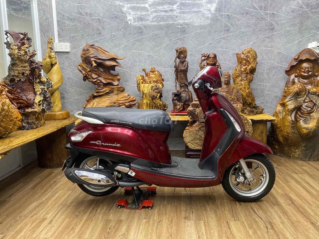 👉Grande 2017 bstp chính chủ dàn áo keng,máy bao êm. Mua bán Xe máy tại Quận 7 Tp Hồ Chí Minh được đăng bởi Xe Cũ Hiếu CT hình 7