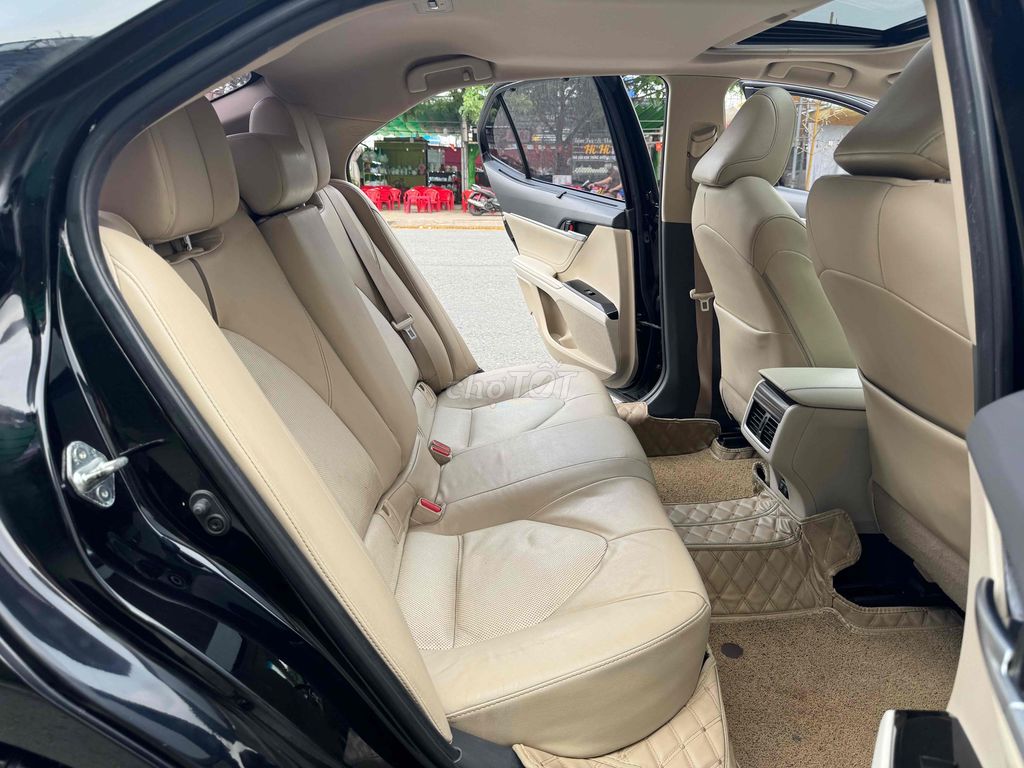 Bán Camry 2.5Q đời 2019 hỗ trợ bank. Mua bán Ô tô tại Thành phố Thủ Đức Tp Hồ Chí Minh được đăng bởi Hoàng Gia Auto hình 7