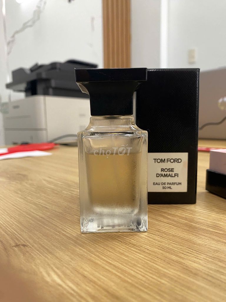 Nước hoa Tom Ford Rose Amalfi 50ml. Mua bán Nước hoa tại Quận Ngũ Hành Sơn Đà Nẵng được đăng bởi Sỹ Nguyên Nguyễn hình 1