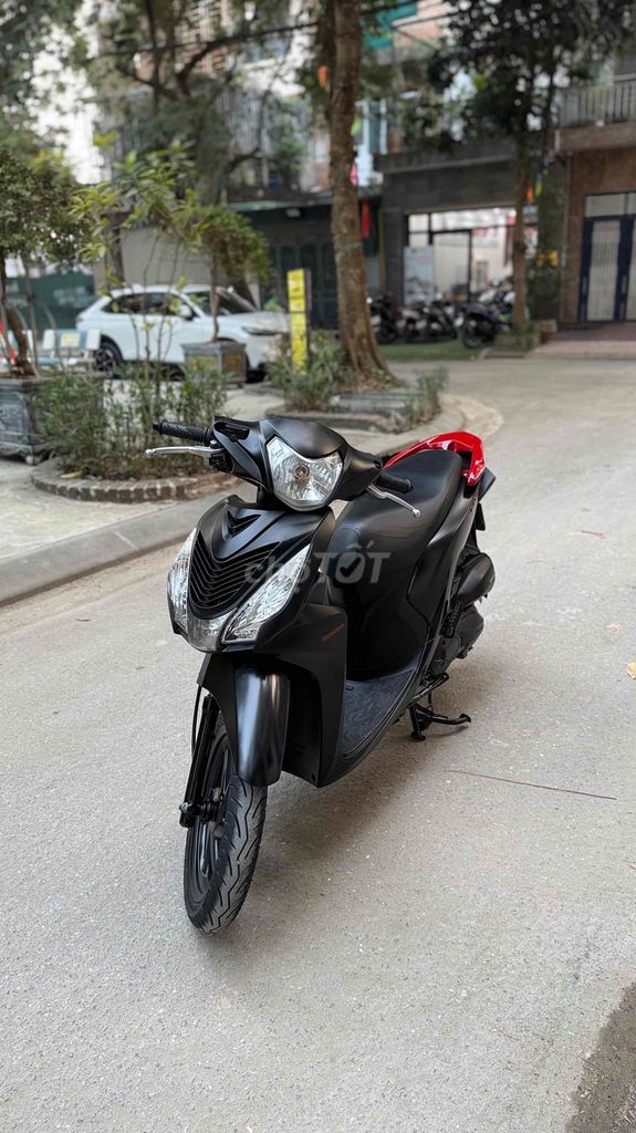 Vision đen nhám biển Hà Nội. Mua bán Xe máy tại Quận Bắc Từ Liêm Hà Nội được đăng bởi XE MÁY ÁNH QUÂN hình 4