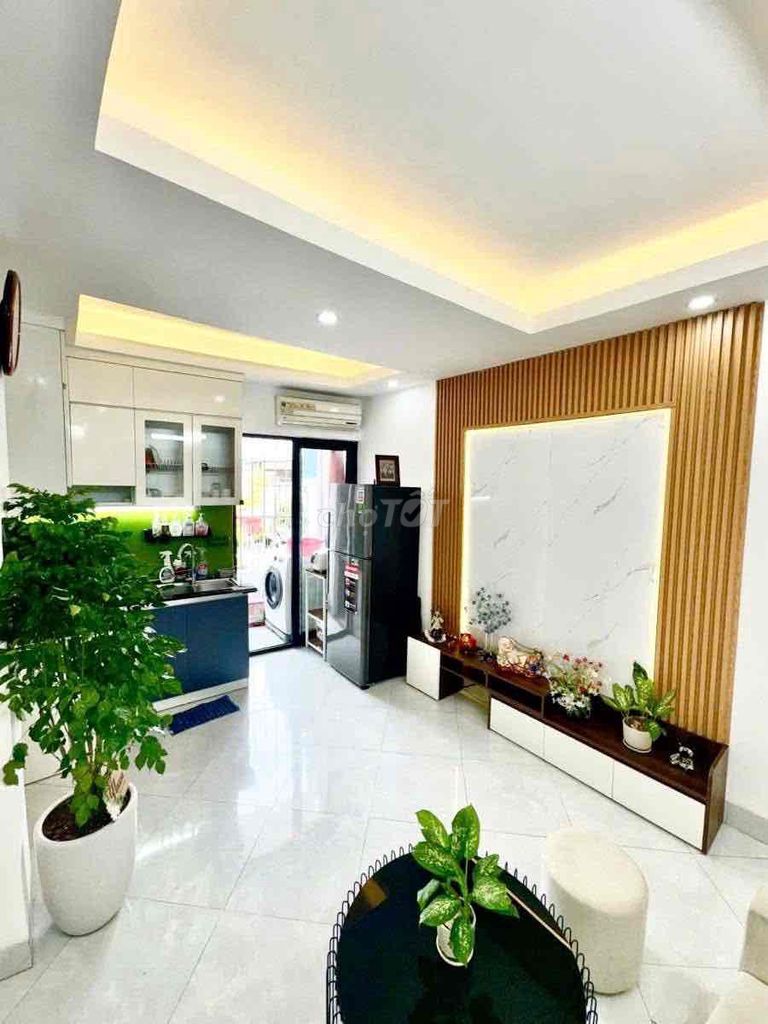 Căn CCMN đẹp ngõ Văn Hương-NT 5 sao-Gần phố-55m;2N-Hơn 2 tỷ