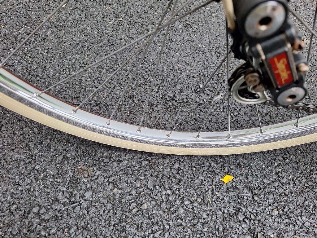 Peugoet nam đỏ đun đời 1972 zin 100%.. Mua bán Xe đạp tại Quận Tây Hồ Hà Nội được đăng bởi Nguyễn Tuấn Long hình 16