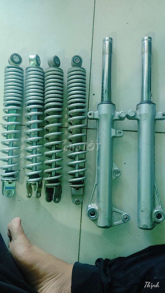 Phuộc xe ab. Mua bán Phụ tùng xe tại Huyện Bến Lức Long An được đăng bởi Thinh hình 1