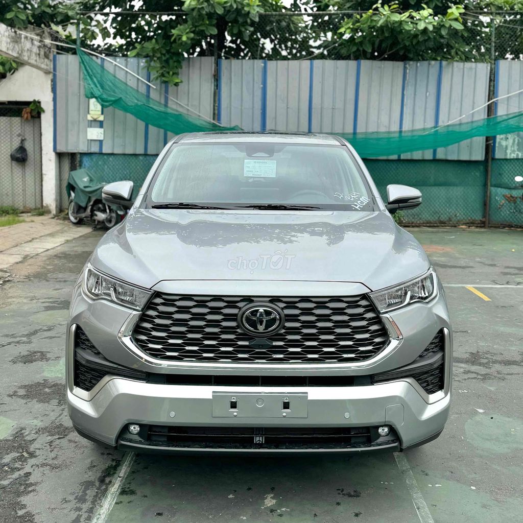 Toyota Innova Cross 2024