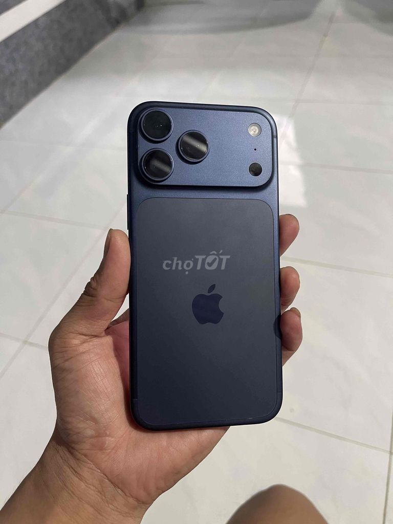 iPhone 17 Promax 256GB Xanh Mới tinh. Mua bán Điện thoại tại Huyện Tam Bình Vĩnh Long được đăng bởi Van Út hình 1