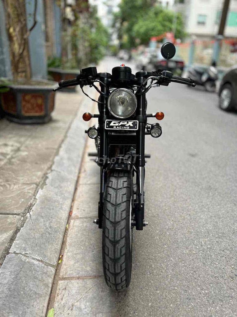 GPX LEGEND 200  góp trước O đồng OK .xe lướt. Mua bán Xe máy tại Quận Cầu Giấy Hà Nội được đăng bởi Tong motor xe may hình 7