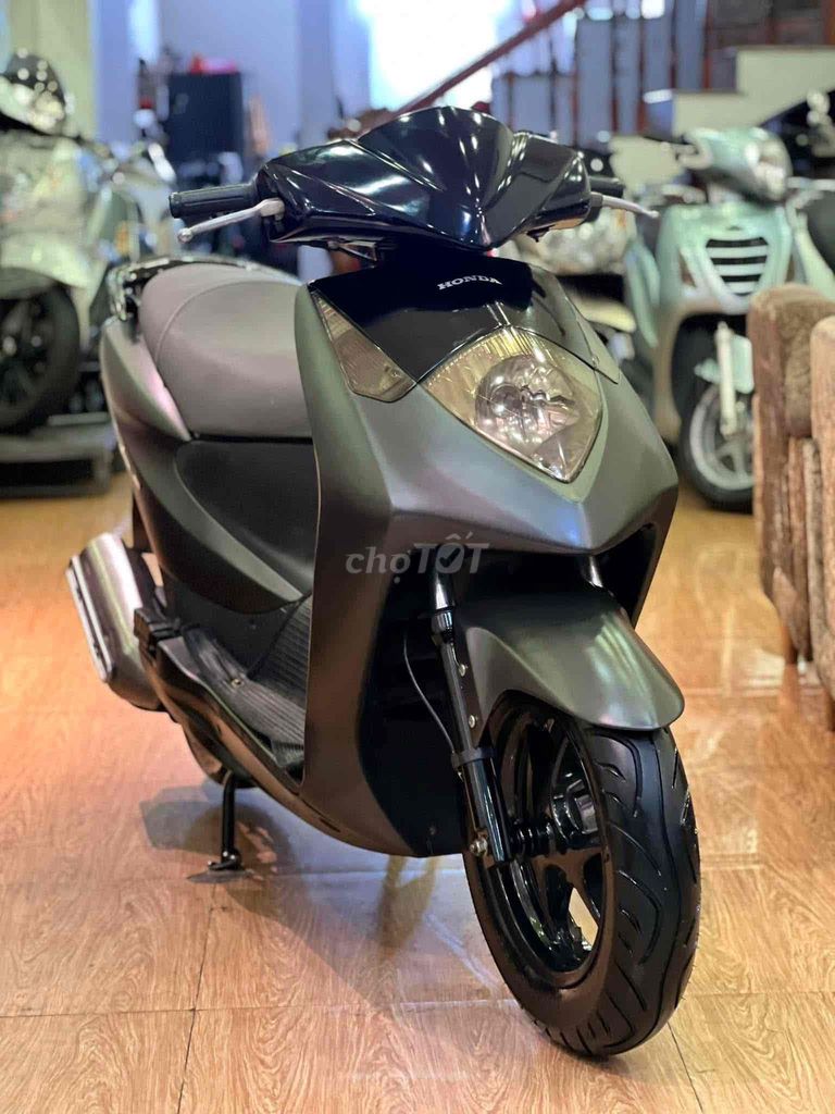 Dylan 150 2005 đen nhám chính chủ. Mua bán Xe máy tại Quận Tân Phú Tp Hồ Chí Minh được đăng bởi Nguyễn Hoàng hình 2