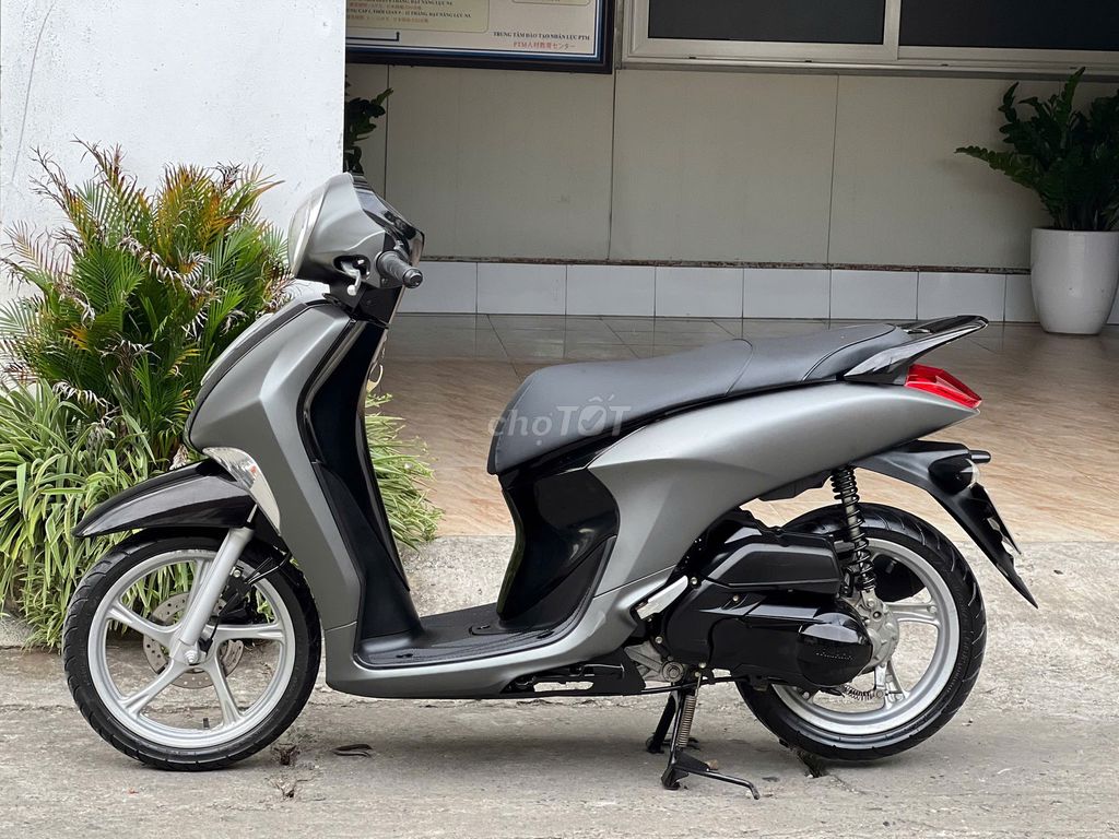 Lên đời nên bán Janus 2019,smartkey, dán kin nilon. Mua bán Xe máy tại Quận Nam Từ Liêm Hà Nội được đăng bởi Đỗ Việt Hưng hình 4