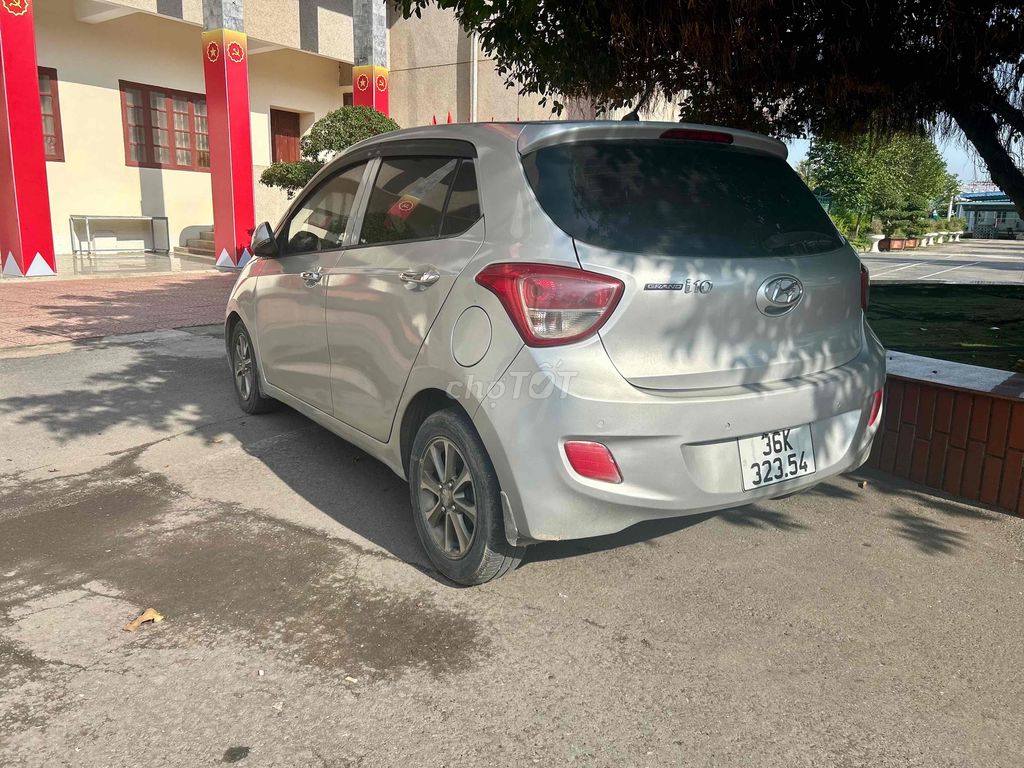 Hyundai i10 2014 1.0 MT - Bản đủ. Mua bán Ô tô tại Huyện Nông Cống Thanh Hóa được đăng bởi ThemMusic hình 3
