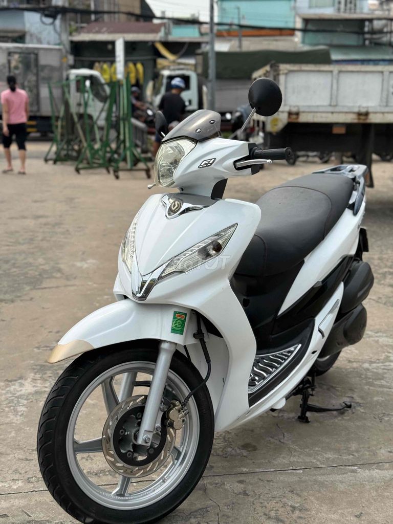 [MUA XE NÀY ĐI TẾT] 👉SYM Shark màu Trắng DÁNG SHi🥦. Mua bán Xe máy tại Quận Bình Tân Tp Hồ Chí Minh được đăng bởi BÙI TIẾN DŨNG hình 15