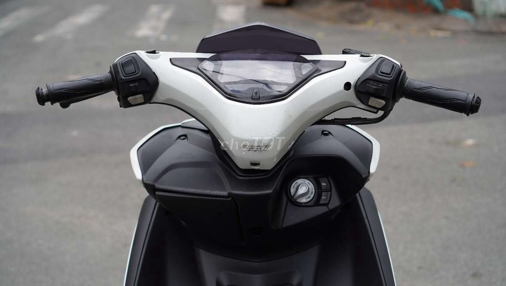 NVX 155 ABS Smartkey Biển SG. Mua bán Xe máy tại Quận Tân Phú Tp Hồ Chí Minh được đăng bởi Đỗ Hoàng hình 4