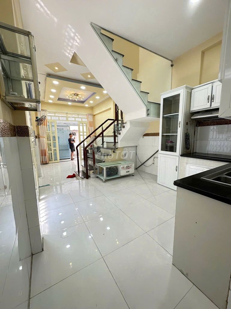 Cho Thuê🏡 Nhà Mới - 2 Phòng Ngủ - Sẵn Máy Lạnh - P.26 Đinh Bộ Lĩnh