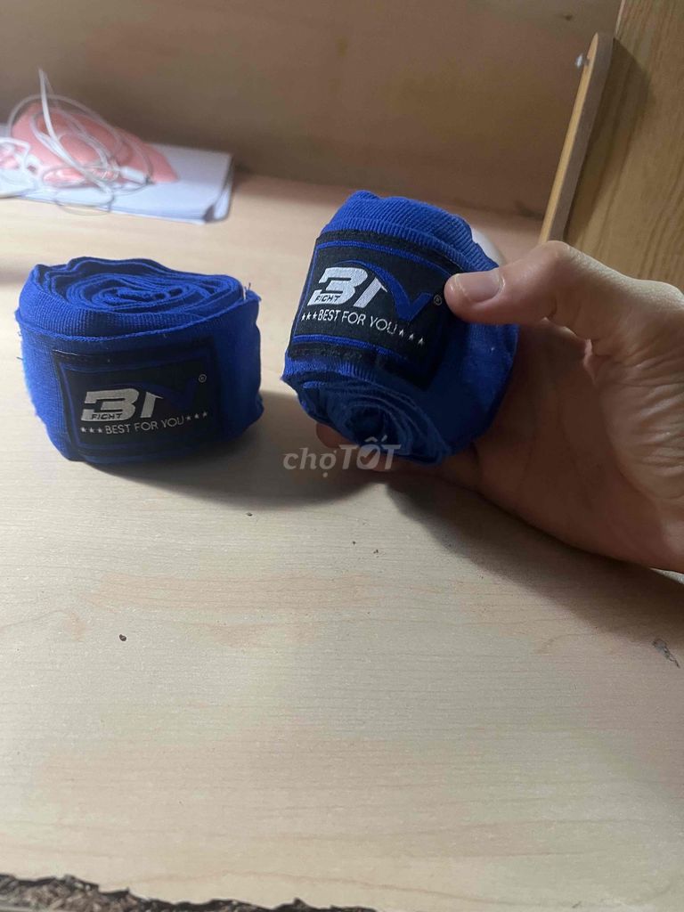 băng quấn tay boxing 5m còn mới 95% nữ dùng. Mua bán Đồ thể thao, Dã ngoại tại Quận 6 Tp Hồ Chí Minh được đăng bởi Phi hình 3