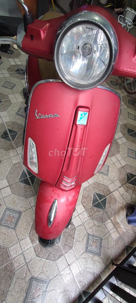 Piaggio Vespa Primavera 125 2019 бордовая 36000 км