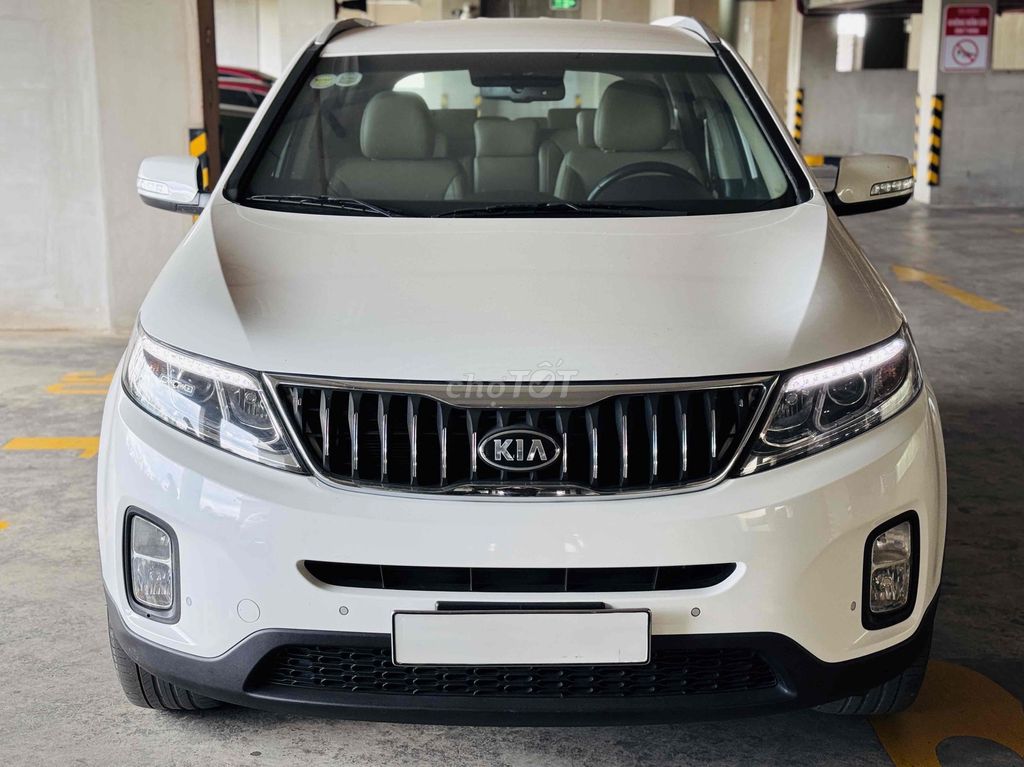 Kia Sorento 2020 2.4 GAT Deluxe Trắng 66.000km
