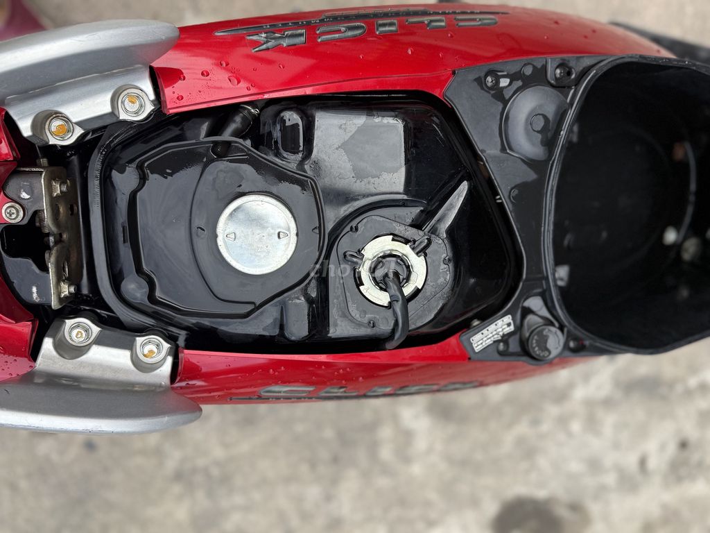 Honda Click 110 Đỏ 17000km , 1 chủ sử dụng. Mua bán Xe máy tại Huyện Trảng Bom Đồng Nai được đăng bởi Trần đình trung  hình 6