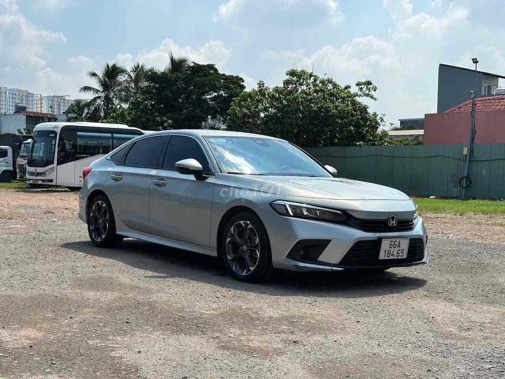 Honda Civic G 2022 1.5 Turbo CVT серебристый 15 000 км