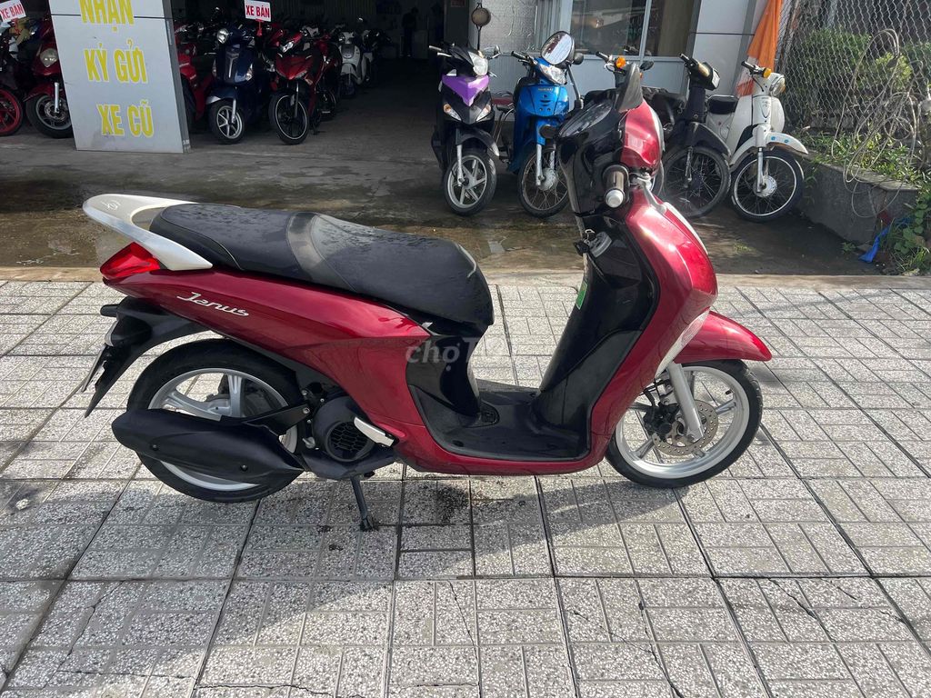 xe 2020 máy zin vip bs65 ngây chủ. Mua bán Xe máy tại Quận Ninh Kiều Cần Thơ được đăng bởi đầy cửa hàng cầu hưng lợi nk cần thơ hình 2