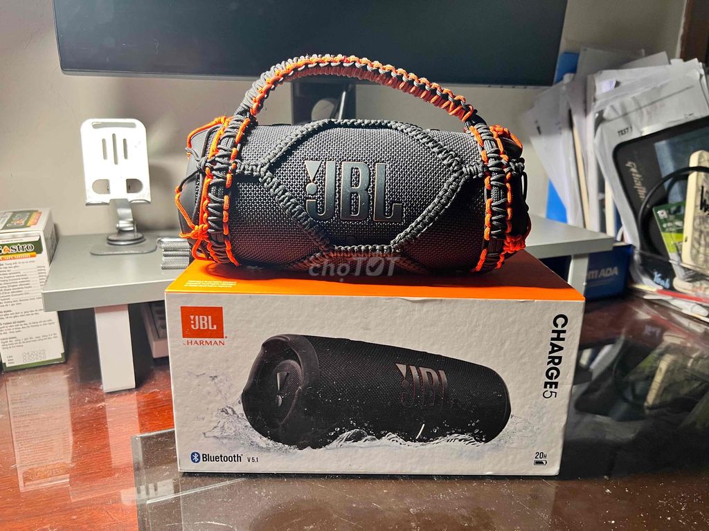 Loa Bluetooth JBL Charge 5 Đen. Mua bán Tivi, Âm thanh tại Quận Bắc Từ Liêm Hà Nội được đăng bởi Trần Vương Quốc Đạt hình 1